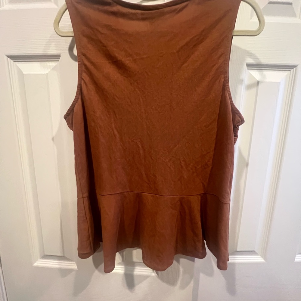 NWOT- Bobeau Brand Blouse - Picture 4 of 7